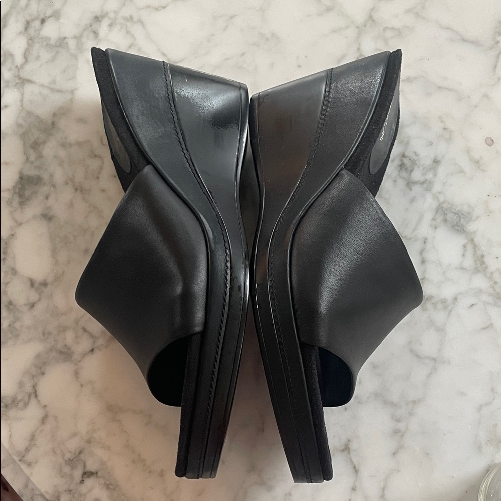 AEROSOLES Black Wedge Slides size 9 - Picture 5 of 9
